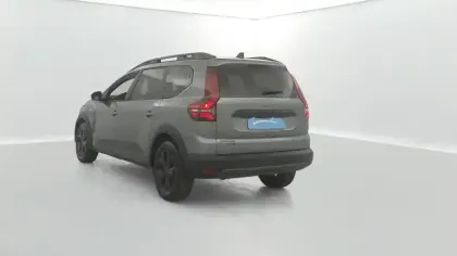 Photo 26 Dacia Jogger  Hybrid 140 7 places GSR2