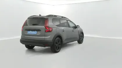 Photo 28 Dacia Jogger  Hybrid 140 7 places GSR2