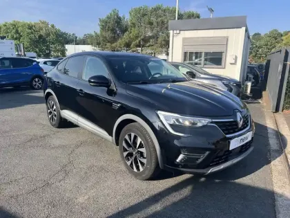 Photo 6 Renault Arkana  TCe 140 EDC FAP