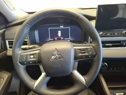 Photo 6 Mitsubishi Outlander  2.4 MIVEC PHEV 306 4WD
