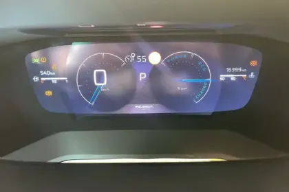 Photo 17 Peugeot 208  Hybrid 110 e-DCS6