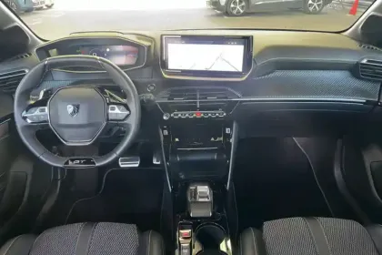 Photo 15 Peugeot 208  Hybrid 110 e-DCS6