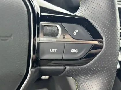 Photo 17 Peugeot 208  PureTech 100 S&S BVM6