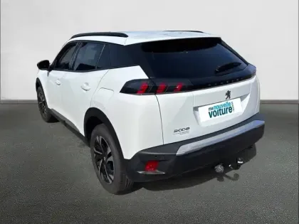 Photo 6 Peugeot 2008  PureTech 100 S&S BVM6