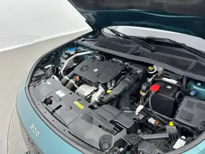 Photo 33 Peugeot 308  SW BlueHDi 130ch S&S EAT8