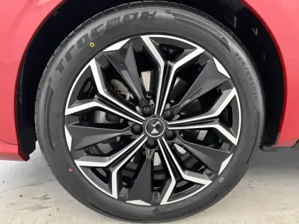 Photo 27 DS DS 4  Hybride E-Tense 225 EAT8