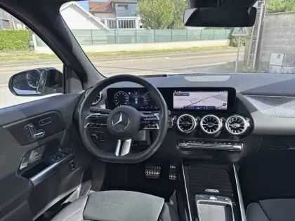 Photo 43 Mercedes GLA  220 d 8G-DCT 4Matic