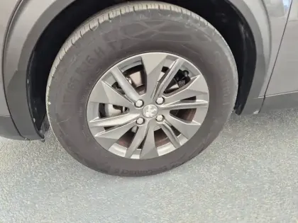 Photo 25 Peugeot 2008  PureTech 100 S&S BVM6