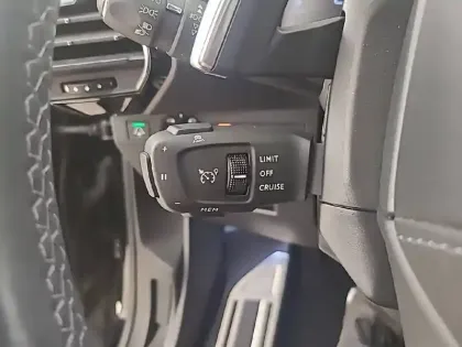 Photo 52 DS DS 7 DS7 Crossback Hybride E-Tense 300 EAT8 4x4