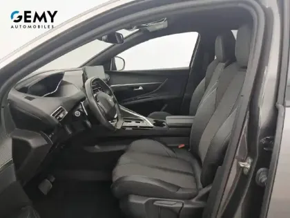 Photo 8 Peugeot 5008  Hybrid 136 e-DCS6