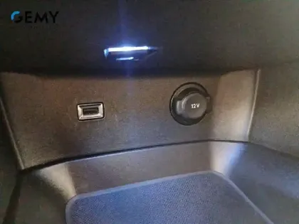 Photo 19 Peugeot 5008  Hybrid 136 e-DCS6