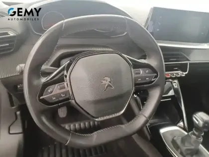 Photo 33 Peugeot 2008  BlueHDi 110 S&S BVM6