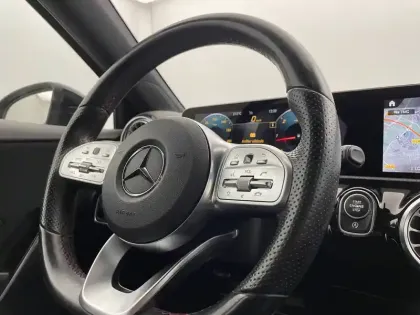 Photo 23 Mercedes Classe A  200 d 8G-DCT