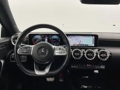Photo 21 Mercedes Classe A  200 d 8G-DCT