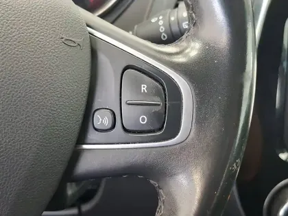 Photo 31 Renault Captur  dCi 90 EDC