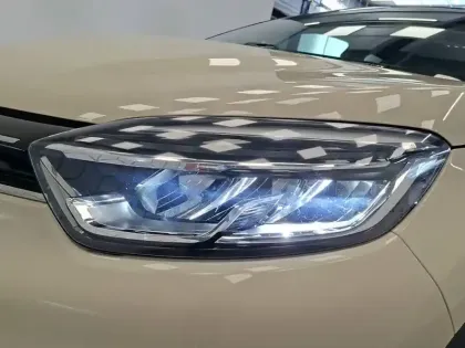 Photo 34 Renault Captur  dCi 90 EDC