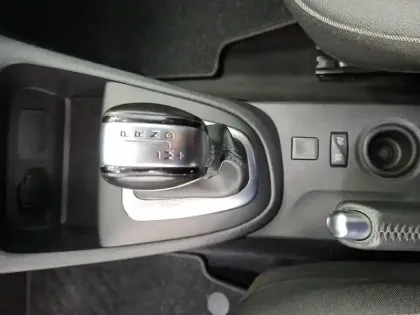Photo 33 Renault Captur  dCi 90 EDC