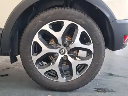 Photo 8 Renault Captur  dCi 90 EDC