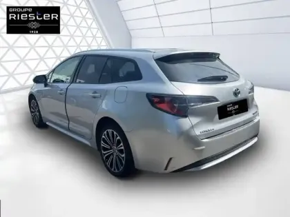 Photo 6 Toyota Corolla  Touring Sports Hybride 122h