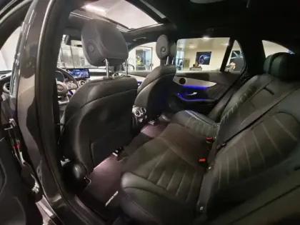Photo 14 Mercedes GLC  300de 4MATIC SUV AMG Line