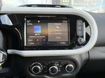 Photo 26 Renault Twingo III Intens TCe 95