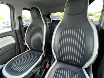 Photo 47 Renault Twingo III Intens TCe 95
