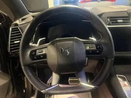 Photo 10 DS DS 7  E-TENSE 225ch Performance Line +