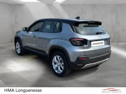 Photo 6 Jeep Avenger  1.2 Turbo T3 110ch MHEV Altitude BVR6 eHybrid