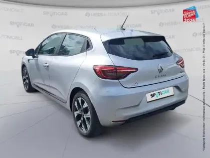 Photo 7 Renault Clio  1.6 E-Tech hybride 140ch Limited -21N