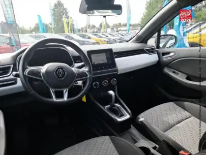 Photo 14 Renault Clio  1.6 E-Tech hybride 140ch Limited -21N