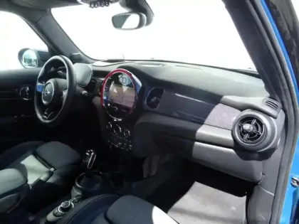 Photo 5 Mini Mini  5 Portes Cooper S 178ch John Cooper Works Plus BVA7