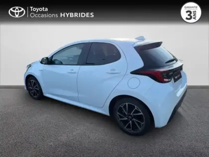 Photo 17 Toyota Yaris  116h Design 5p