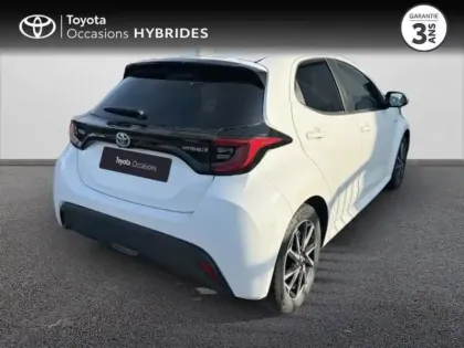 Photo 16 Toyota Yaris  116h Design 5p