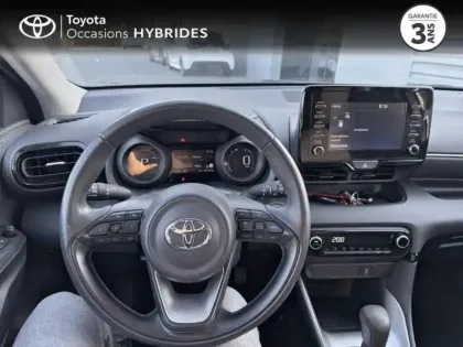 Photo 23 Toyota Yaris  116h Design 5p