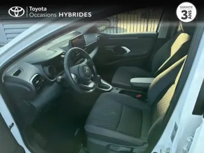 Photo 5 Toyota Yaris  116h Design 5p
