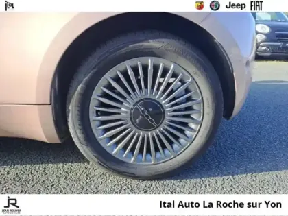 Photo 10 Fiat 500  3+1 e 118ch Pack Confort & Style MY23