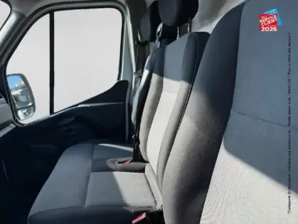 Photo 10 Renault Master  Fg F3500 L3H3 2.3 Blue dCi 135ch Confort Euro6E
