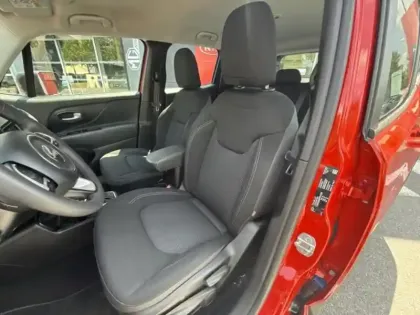 Photo 10 Jeep Renegade  1.5 Turbo T4 130ch MHEV Longitude BVR7