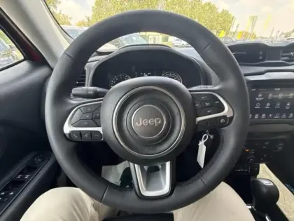 Photo 14 Jeep Renegade  1.5 Turbo T4 130ch MHEV Longitude BVR7