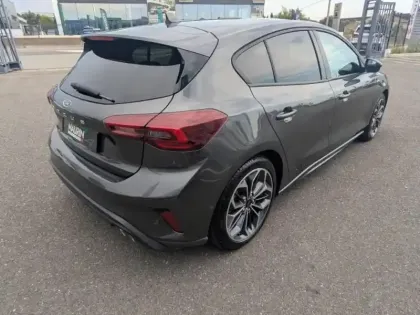 Photo 7 Ford Focus  1.0 Flexifuel mHEV 125ch ST-Line X Powershift