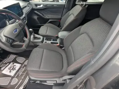 Photo 10 Ford Focus  1.0 Flexifuel mHEV 125ch ST-Line X Powershift