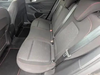 Photo 11 Ford Focus  1.0 Flexifuel mHEV 125ch ST-Line X Powershift
