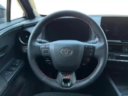 Photo 11 Toyota C-HR  2.0 Hybride Rechargeable 225ch GR Sport NG23