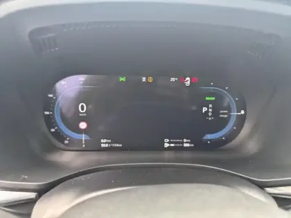 Photo 31 Volvo XC60  T6 Hybride Rechargeable 253 + 145ch Plus Style Dark Geartronic 8 AWD