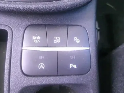 Photo 13 Ford Fiesta  1.1 75ch  Cool & Connect 5p