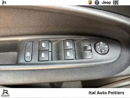 Photo 11 Fiat 600    DCT6 Pop T-Gen 3 1.2 Hybrid Turbo 11
