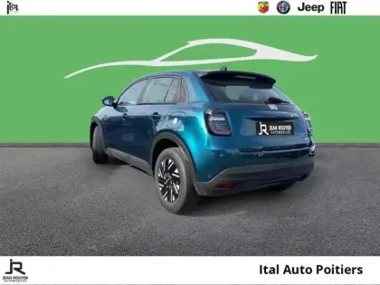 Photo 6 Fiat 600    DCT6 Pop T-Gen 3 1.2 Hybrid Turbo 11
