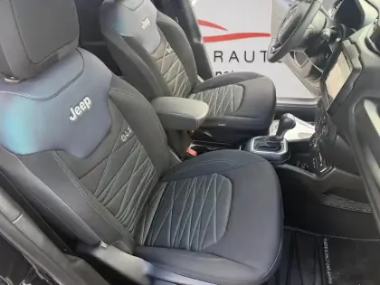 Photo 74 Jeep Renegade  1.3 Turbo T4 190ch 4xe Upland AT6