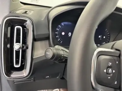 Photo 12 Volvo Xc40  B3 163ch Lounge Edition DCT 7