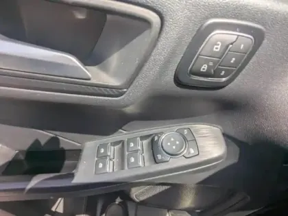Photo 12 Ford Kuga  2.5 Duratec 243ch Hybride Rechargeable ST-Line X Powershift
